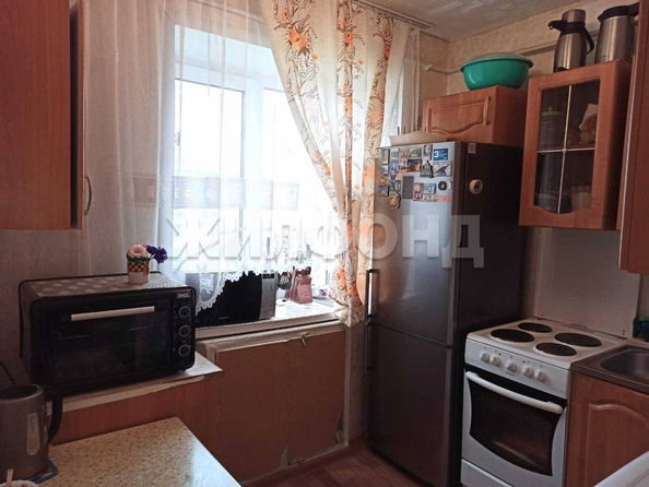 
   Продам 3-комнатную, 63.6 м², Молодежная ул, 13

. Фото 5.