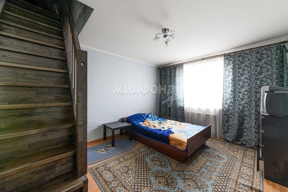 
   Продам дом, 180.5 м², Новосибирск

. Фото 15.