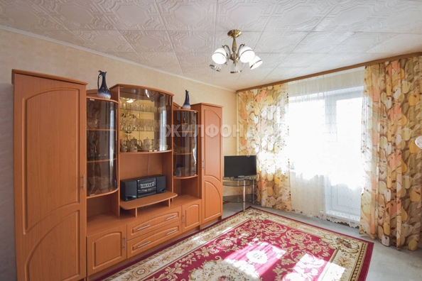 
   Продам 1-комнатную, 30.2 м², Петухова ул, 122

. Фото 3.