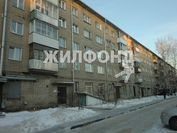 
   Продам 2-комнатную, 45.2 м², Зорге ул, 179

. Фото 2.