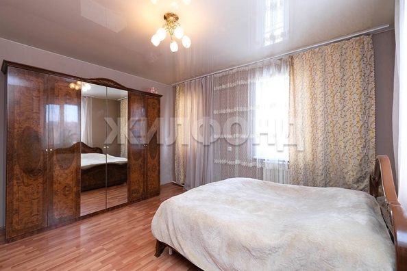 
   Продам дом, 250 м², Новосибирск

. Фото 16.