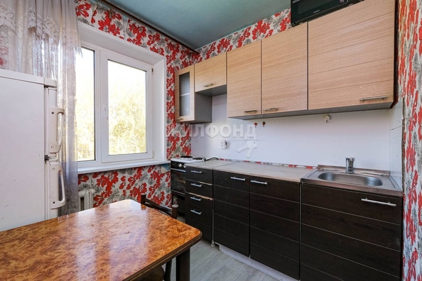 
   Продам 1-комнатную, 32.4 м², Пермитина ул, 8

. Фото 8.