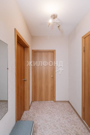 
   Продам 1-комнатную, 32.2 м², Петухова ул, 164

. Фото 21.