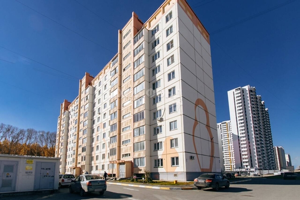 
   Продам 1-комнатную, 32.2 м², Петухова ул, 164

. Фото 26.