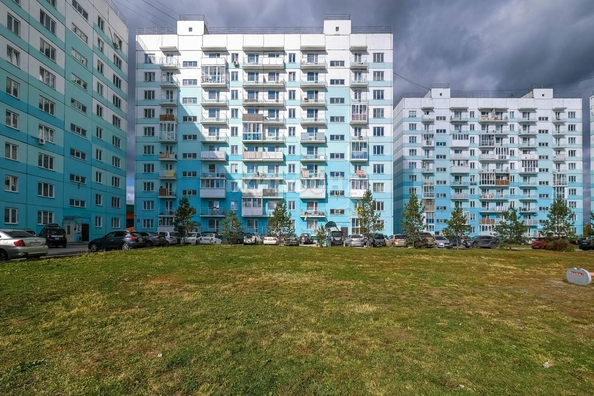 
   Продам студию, 32.4 м², Александра Чистякова ул, 2/2

. Фото 3.