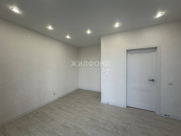 
   Продам 3-комнатную, 73.8 м², Большевистская ул, 32/1

. Фото 9.