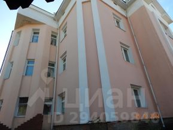 
   Продам таунхаус, 1200 м², Новосибирск

. Фото 2.