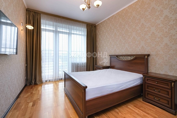 
   Продам 2-комнатную, 70.7 м², Семьи Шамшиных ул, 24/2

. Фото 8.