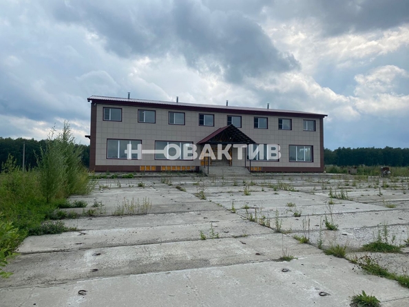 
   Продам помещение свободного назначения, 1000 м², Ленина ул, 1

. Фото 1.