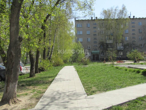 
   Продам 2-комнатную, 43.1 м², Доватора ул, 31/2

. Фото 9.