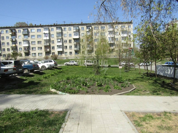 
   Продам 2-комнатную, 43.1 м², Доватора ул, 31/2

. Фото 10.