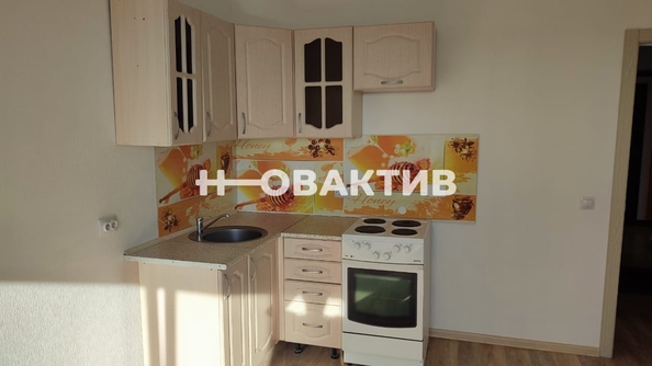 
   Продам 1-комнатную, 42.1 м², Поколение, дом 1

. Фото 1.