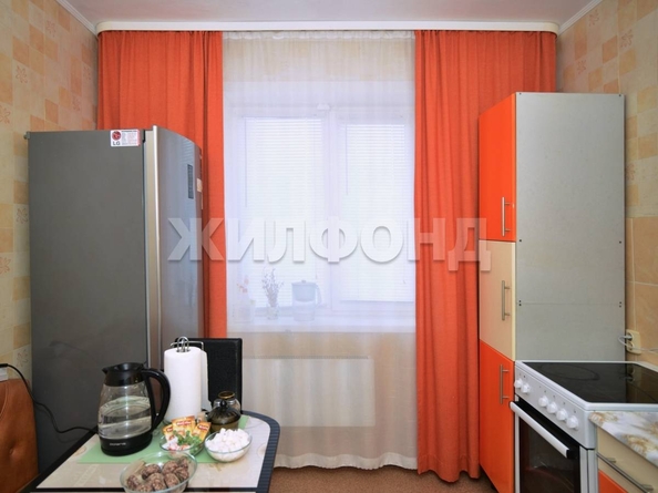 
   Продам 2-комнатную, 53 м², В. Высоцкого ул, 42/3

. Фото 3.