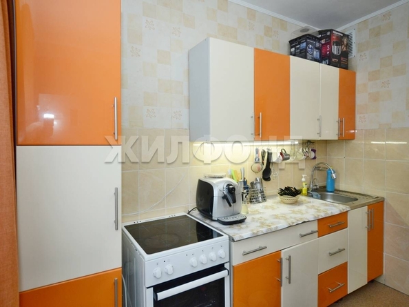 
   Продам 2-комнатную, 53 м², В. Высоцкого ул, 42/3

. Фото 6.