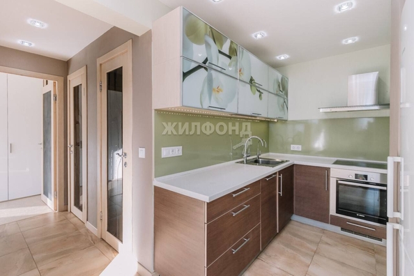 
   Продам 3-комнатную, 70.8 м², Горский мкр, 78

. Фото 3.