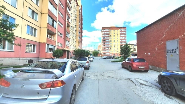 
   Продам 1-комнатную, 32.5 м², Ключ-Камышенское Плато ул, 20

. Фото 17.