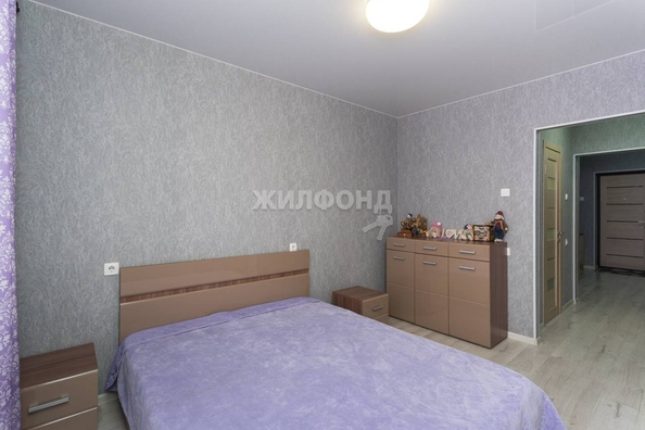 
   Продам 2-комнатную, 40.6 м², Николая Сотникова ул, 14

. Фото 9.