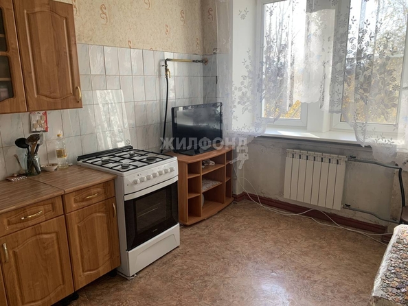 
   Продам 2-комнатную, 63.3 м², Аэропорт ул, 7

. Фото 4.