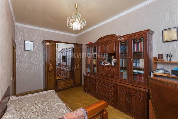 
   Продам 3-комнатную, 101 м², Вокзальная магистраль ул, 10

. Фото 6.