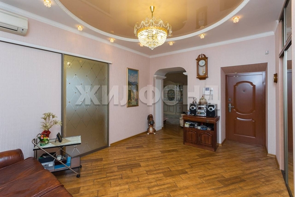 
  Продается 3-комн. квартира, 101 м², Вокзальная магистраль ул, д. 10
. Фото 9.