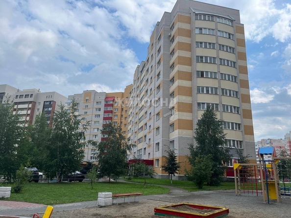 
   Продам 3-комнатную, 85.8 м², 2-й (4 мкр.) кв-л, 227

. Фото 20.