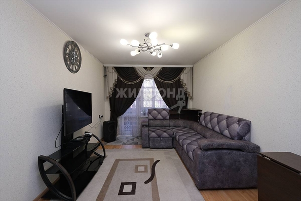 
   Продам 3-комнатную, 56.9 м², Дуси Ковальчук ул, 16

. Фото 4.