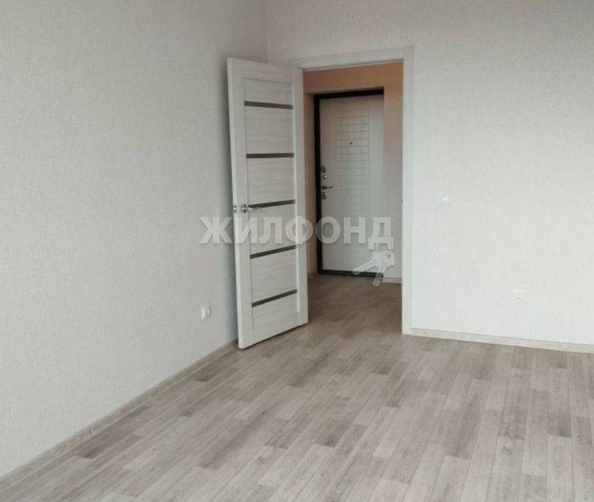 
   Продам 2-комнатную, 50.7 м², Бородина ул, 54

. Фото 5.