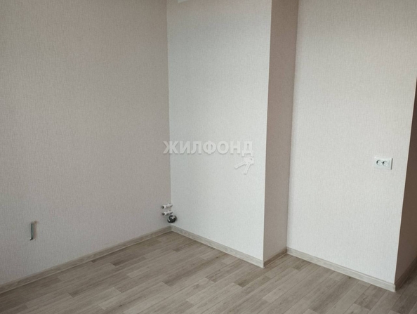 
   Продам 2-комнатную, 50.7 м², Бородина ул, 54

. Фото 15.