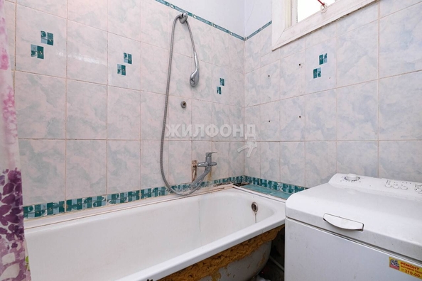 
   Продам 3-комнатную, 75.9 м², Красный пр-кт, 33

. Фото 29.