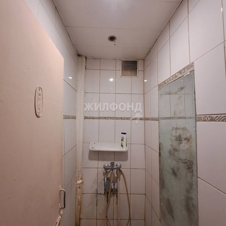 
   Продам комнату, 9.2 м², Ватутина ул, 33

. Фото 9.