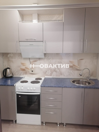 
   Продам студию, 37.8 м², Александра Чистякова ул, 2/1

. Фото 13.