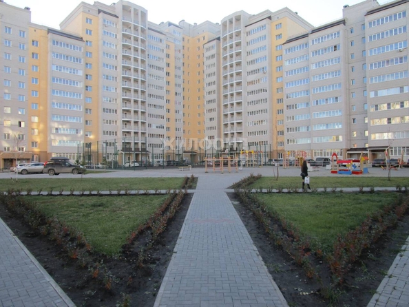 
   Продам 1-комнатную, 44 м², 2-й (4 мкр.) кв-л, 232

. Фото 16.