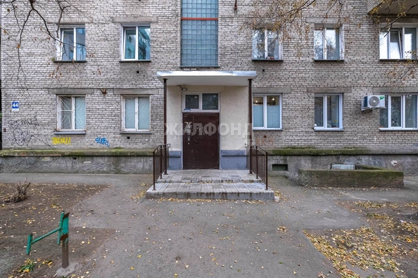 
   Продам 2-комнатную, 41.3 м², Челюскинцев ул, 44

. Фото 16.