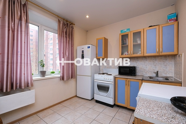 
   Продам 1-комнатную, 37.5 м², 2-я Обская ул, 69

. Фото 1.