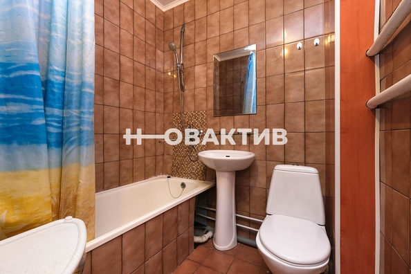 
   Продам 1-комнатную, 37.5 м², 2-я Обская ул, 69

. Фото 7.