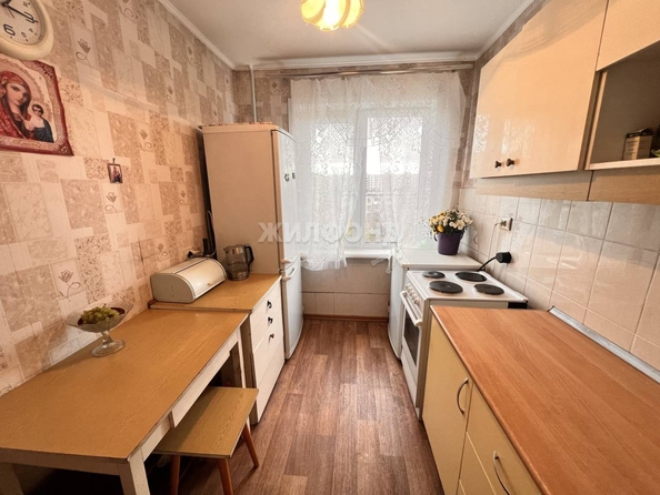 
   Продам 2-комнатную, 43 м², Танкистов ул, 21

. Фото 2.