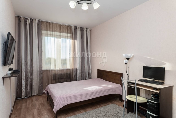 
   Продам 3-комнатную, 76.9 м², Краснообск, 205

. Фото 8.