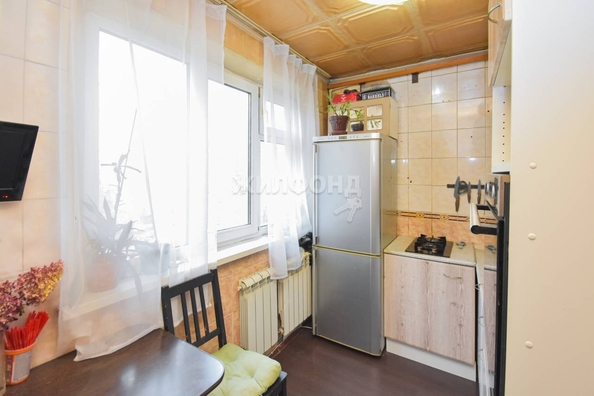 
   Продам 3-комнатную, 59 м², Кропоткина ул, 98

. Фото 1.