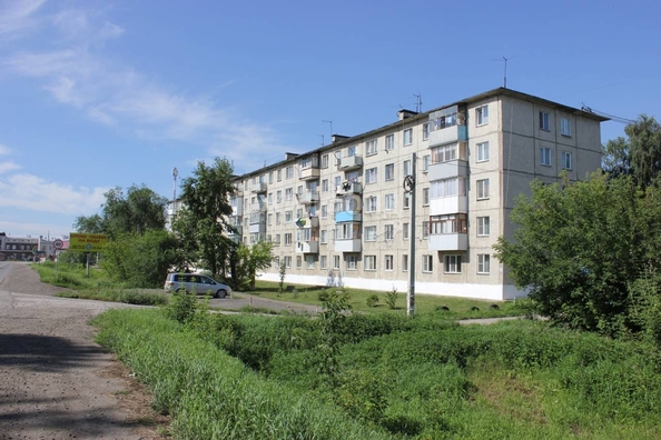 
   Продам 4-комнатную, 61.4 м², Есенина ул, 20

. Фото 14.