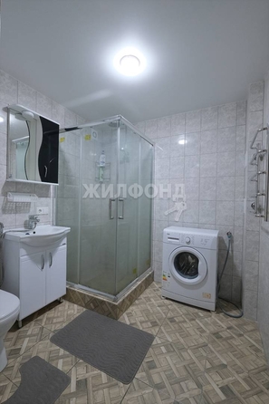 
   Продам 1-комнатную, 40.3 м², Сибиряков-Гвардейцев ул, 55

. Фото 9.