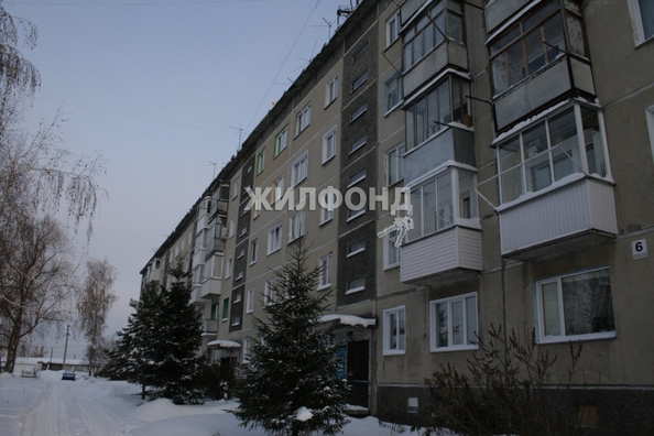 
   Продам 1-комнатную, 28.7 м², Водозабор ул, 6

. Фото 2.