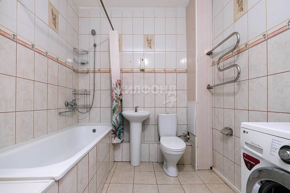 
   Продам 2-комнатную, 42.5 м², Твардовского ул, 22/6

. Фото 14.