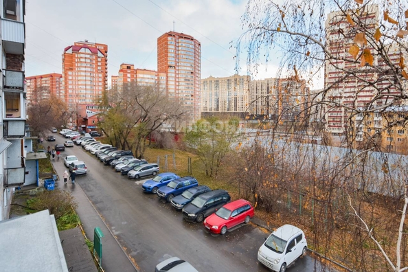 
   Продам 2-комнатную, 47.7 м², Линейная ул, 33/3

. Фото 21.