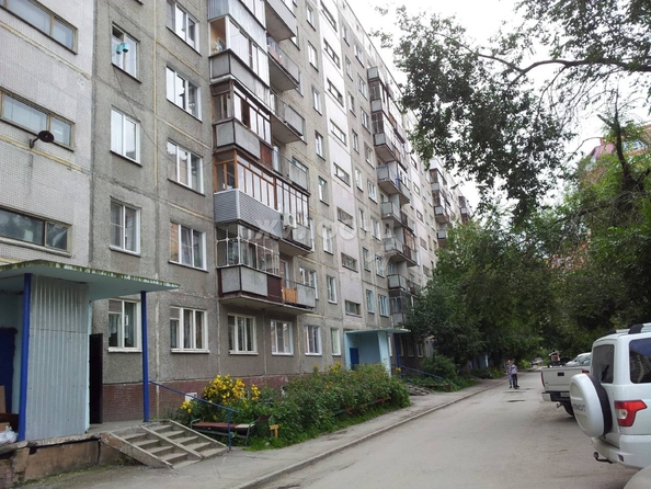 
   Продам 2-комнатную, 47.7 м², Линейная ул, 33/3

. Фото 24.