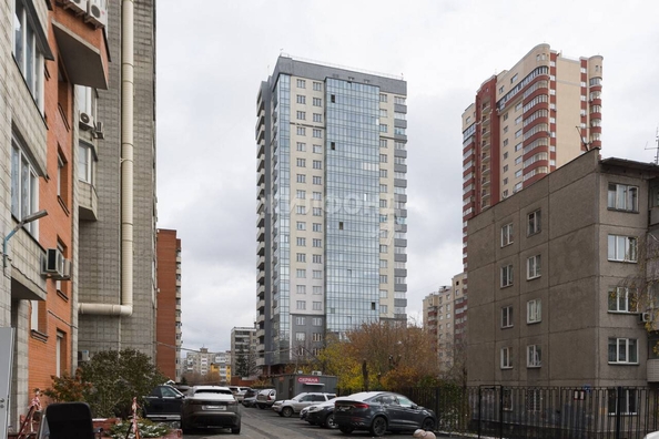 
   Продам 2-комнатную, 76.9 м², Гоголя ул, 40/1

. Фото 13.