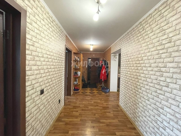 
   Продам 3-комнатную, 95.6 м², Калинина ул, 20

. Фото 10.