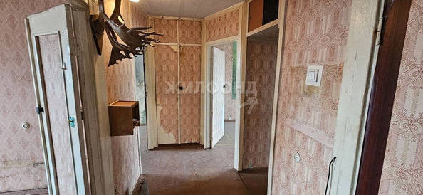 
   Продам 3-комнатную, 58 м², Военный городок ул, 118

. Фото 6.