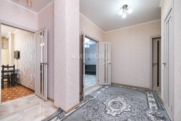 
   Продам 3-комнатную, 92.8 м², Блюхера ул, 71б

. Фото 5.