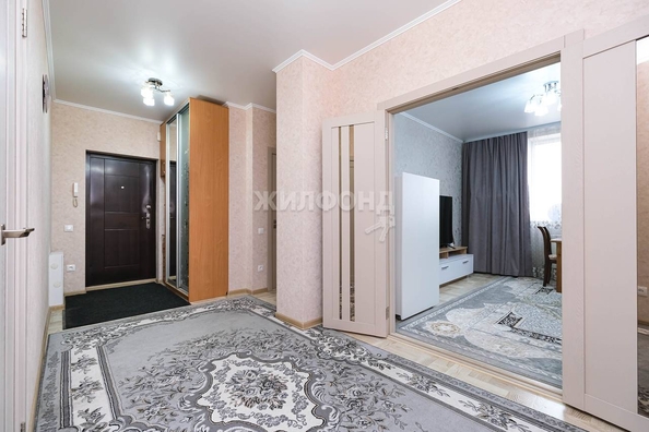 
   Продам 3-комнатную, 92.8 м², Блюхера ул, 71б

. Фото 9.