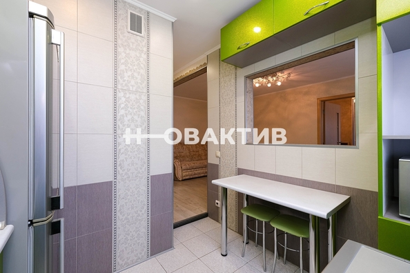 
   Продам 2-комнатную, 46 м², Жуковского ул, 121

. Фото 4.